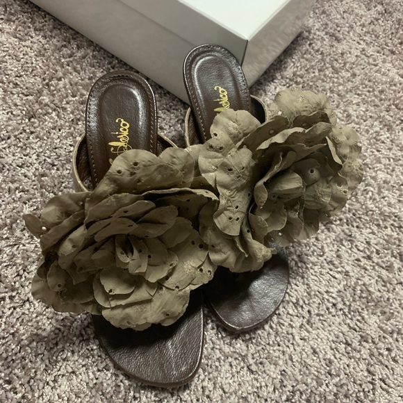 Sandals - Picture 4 of 7